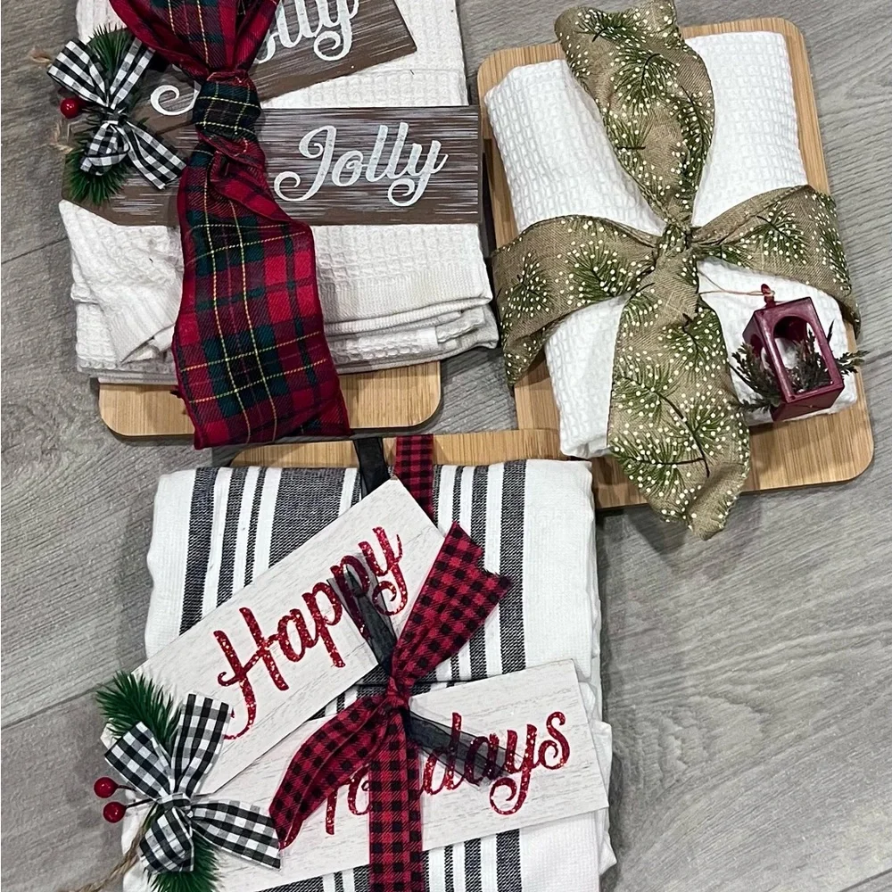 Festive Holiday Cutting Board Gift Set with Dish Towels, Ornament‎ and Ribbon